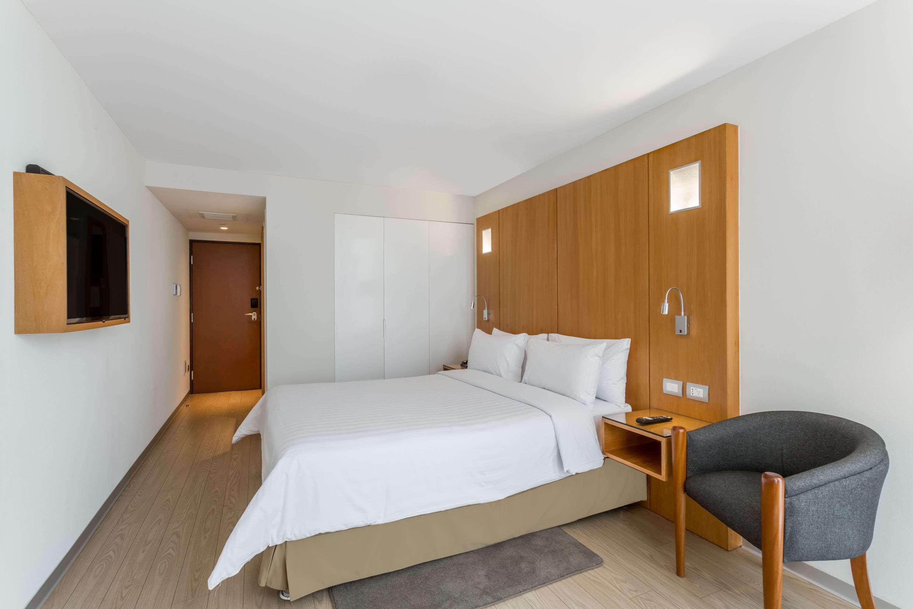 Ramada Encore By Wyndham Lima San Isidro Kültér fotó