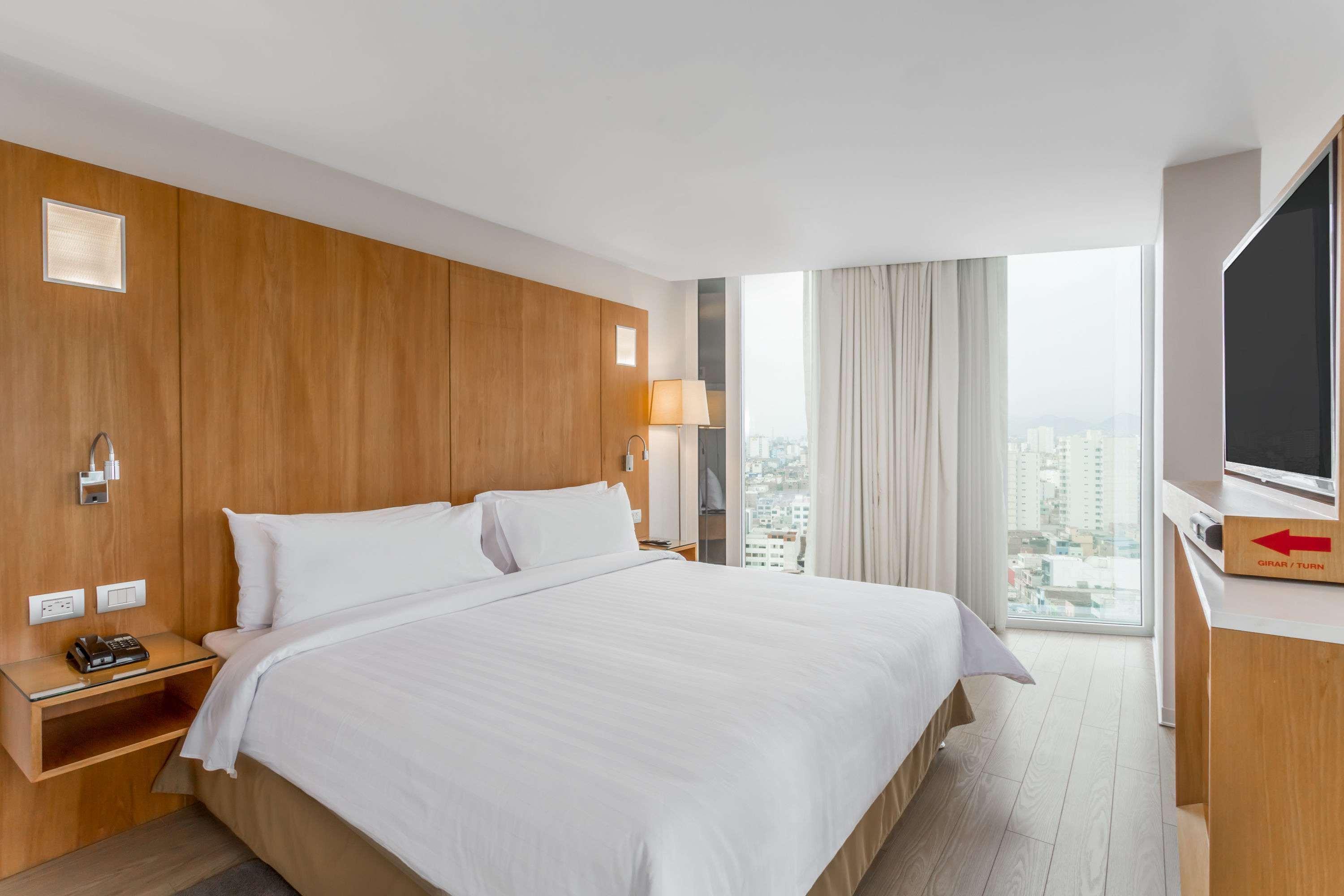 Ramada Encore By Wyndham Lima San Isidro Kültér fotó