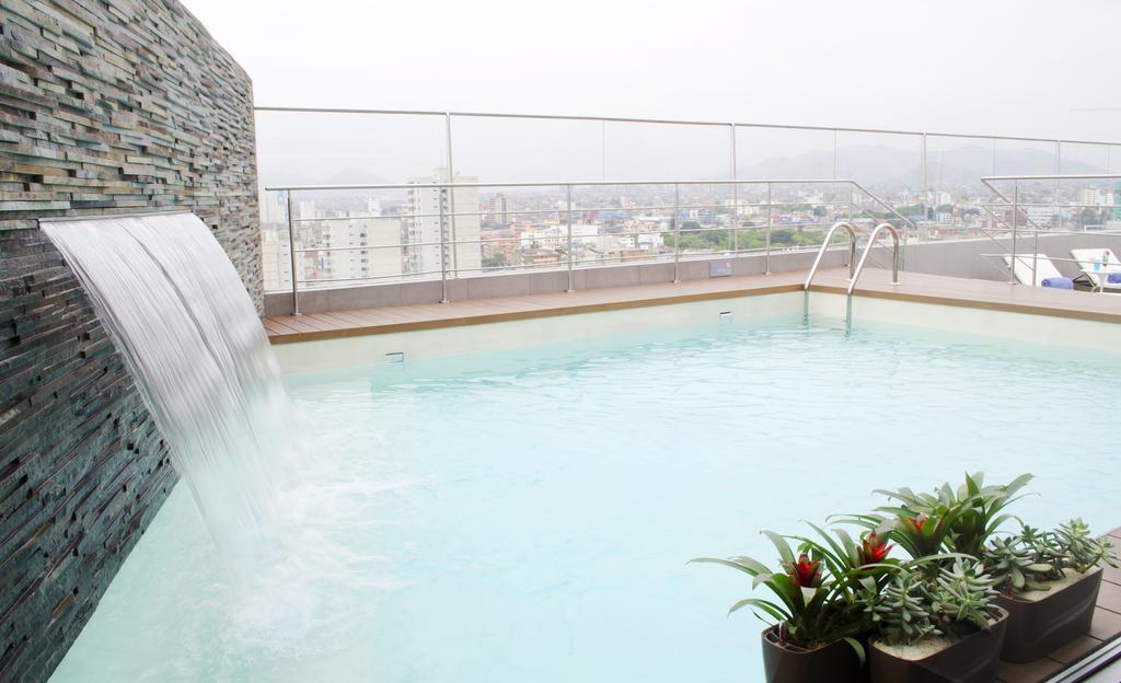 Ramada Encore By Wyndham Lima San Isidro Kültér fotó