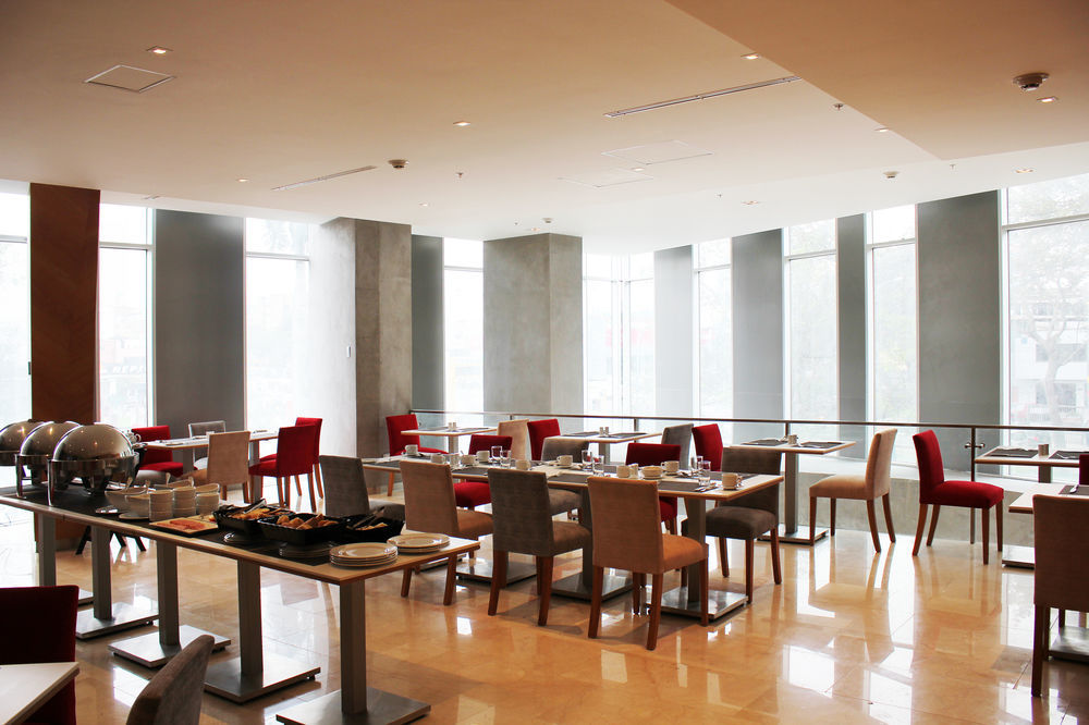 Ramada Encore By Wyndham Lima San Isidro Kültér fotó