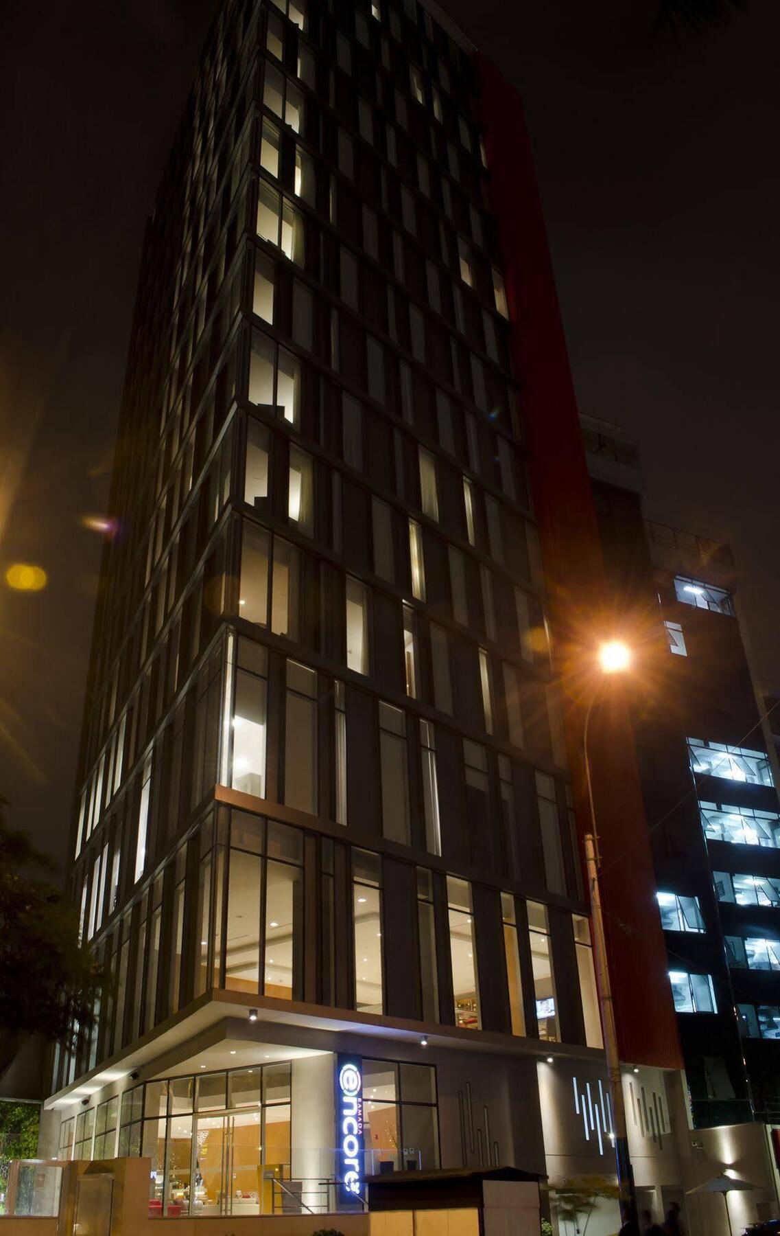 Ramada Encore By Wyndham Lima San Isidro Kültér fotó