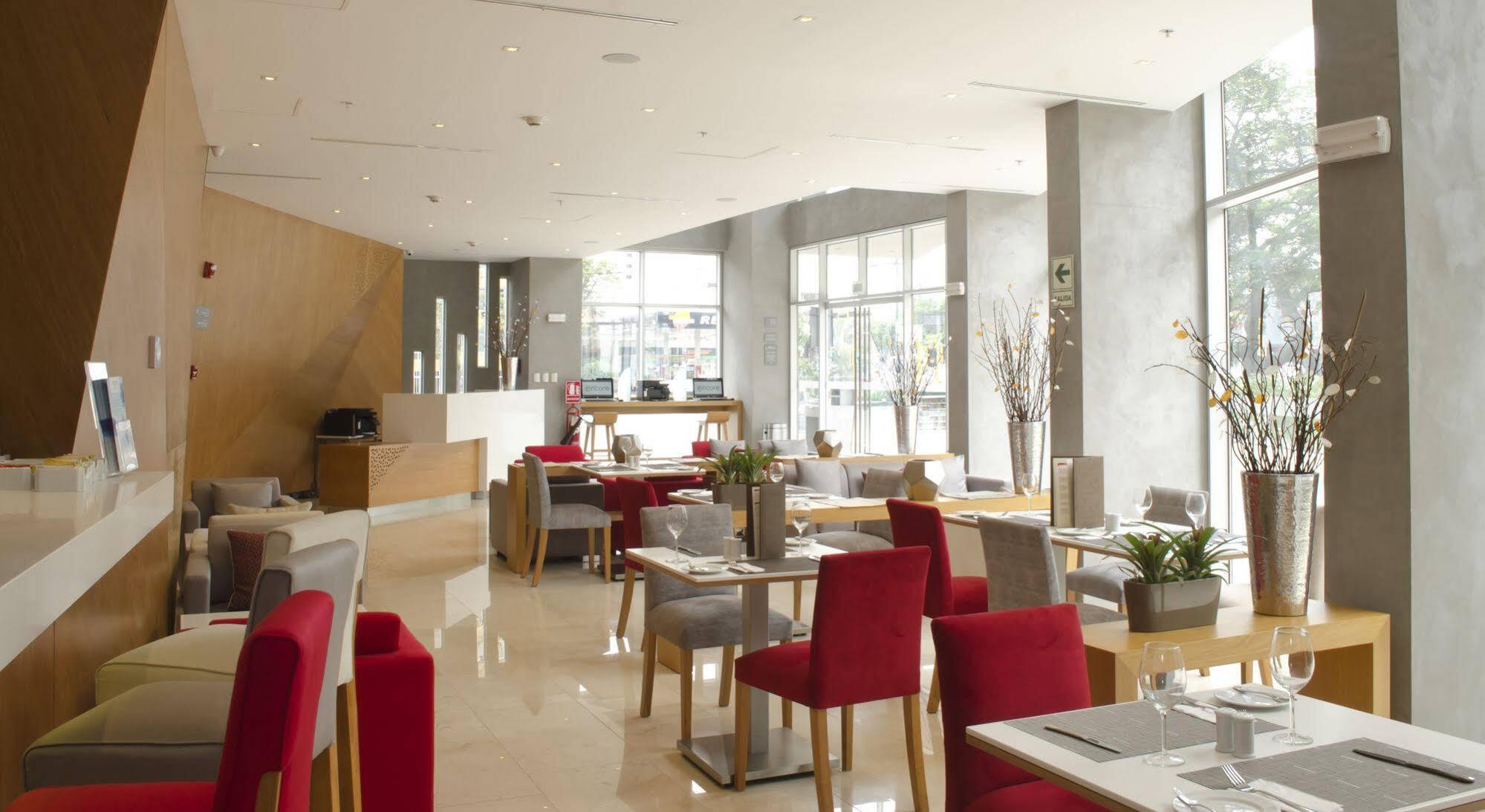 Ramada Encore By Wyndham Lima San Isidro Kültér fotó